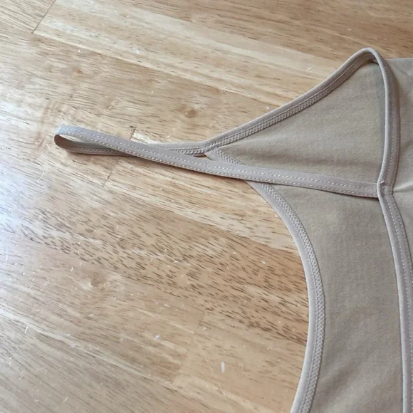 Decree Nude Stretch Cami Top - Picture 3 of 4